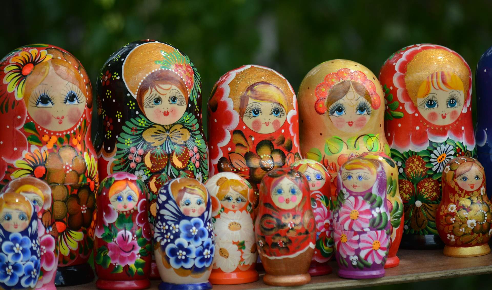 Что привезти из России в подарок: 26 оригинальных идей